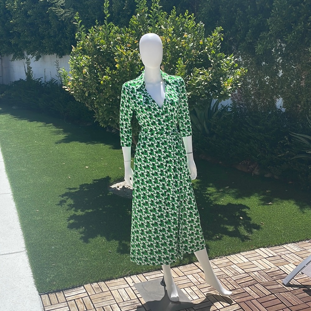 Diane Bon Furstenberg : Abagail MIDI Dress | Shifted Wings Green. NWT